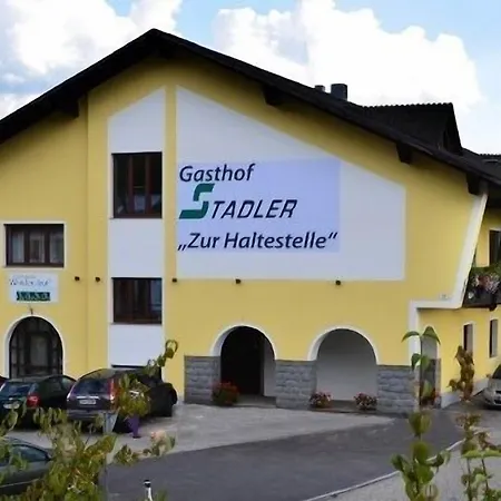 Zajazd Zur Haltestelle