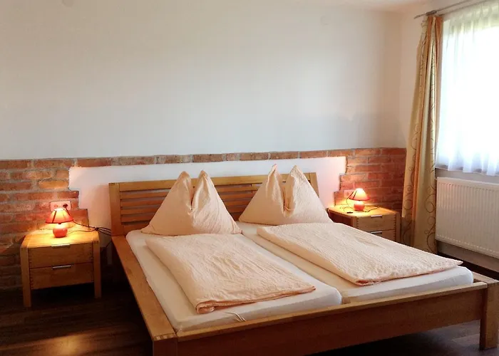 Inn Zur Haltestelle Lasberg